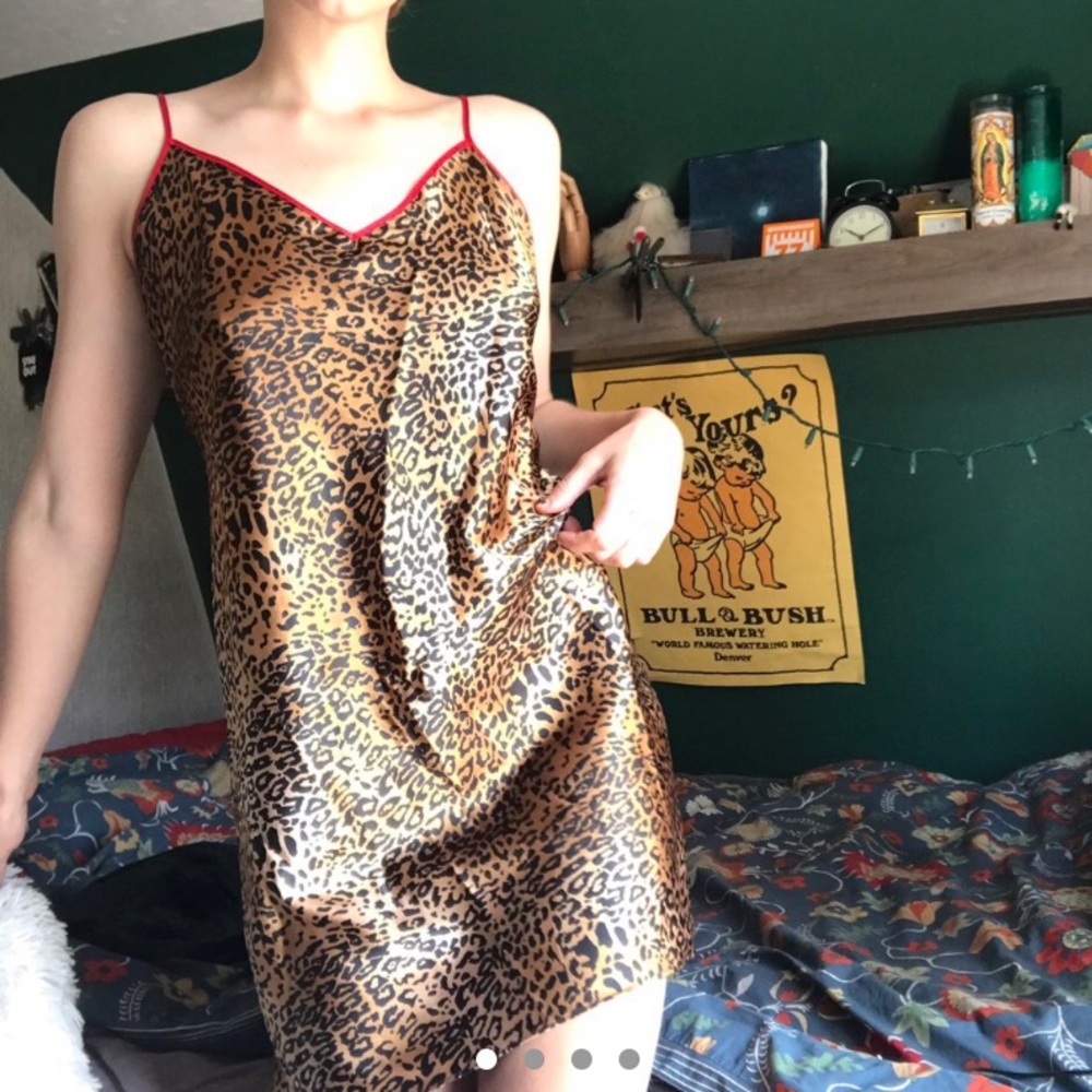 ✨SOLD✨ Vintage Leopard Slip